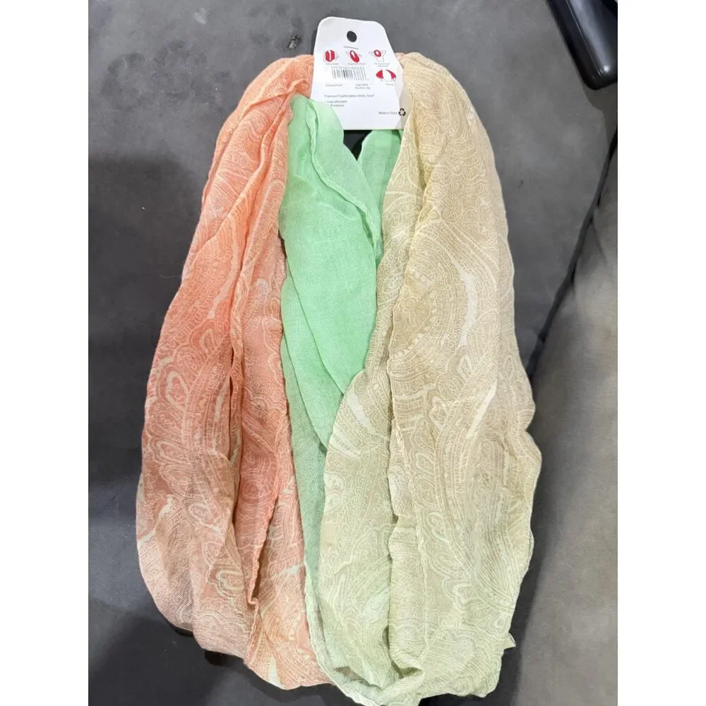 Women’s Paisley Infinity Scarf Coral Mint Green Beige Lightweight NWT
